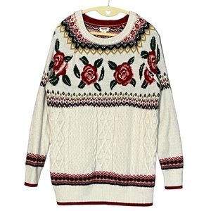 Mossimo Women’s Off-white Rose Cable Knit Pattern Crew Neck Long Sweater